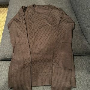 navy blue lululemon long sleeve